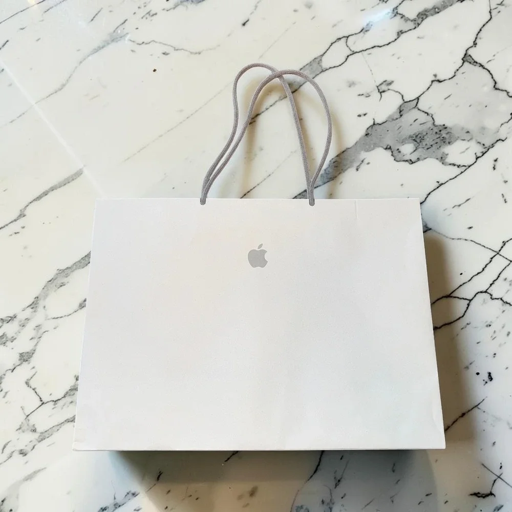 New Large Apple Shopping Back White Logo MacBook Neo Pro Air